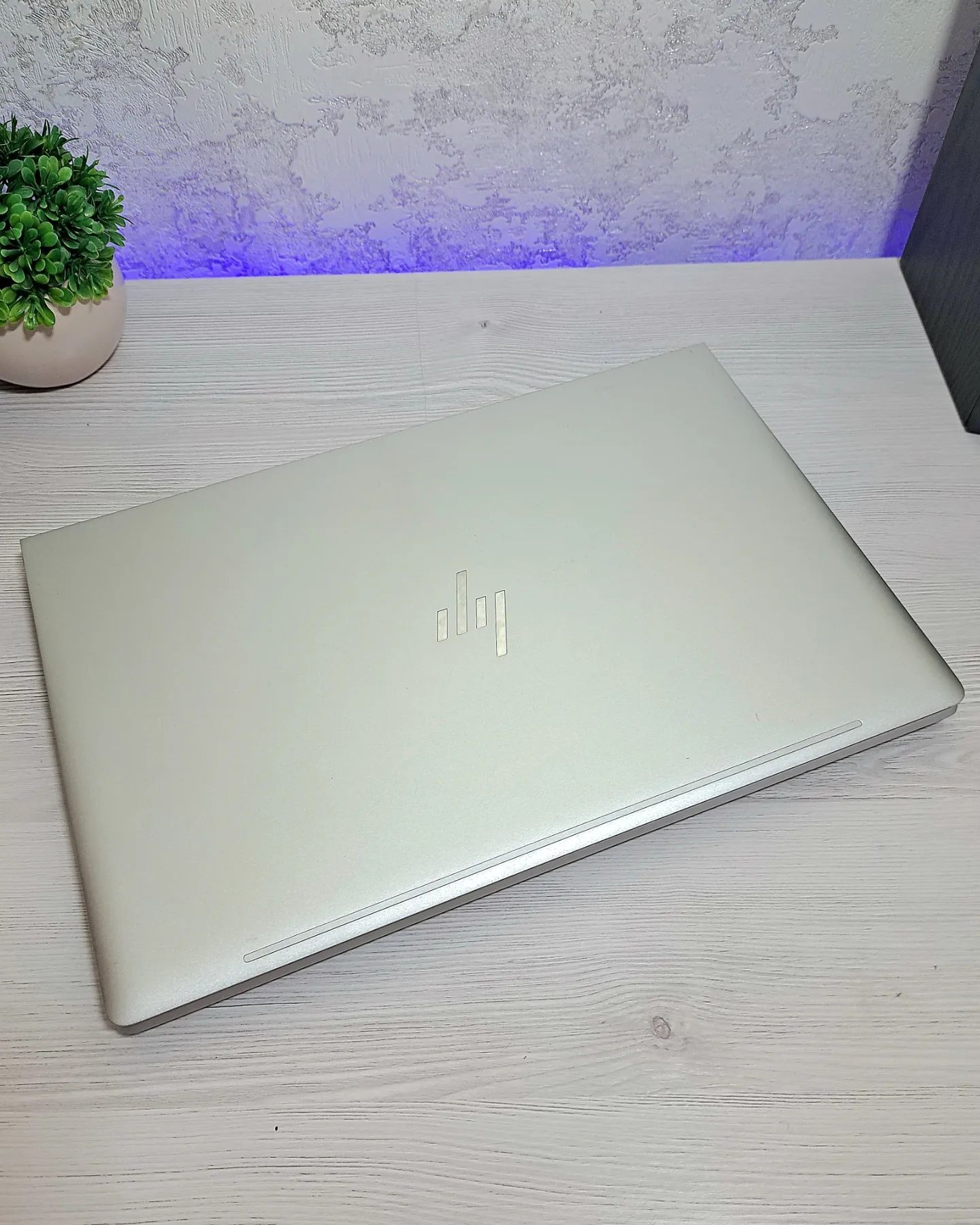 Ноутбук HP Elitebook 640 G9/i5-1235U/12 Gb/256/Intel Iris Xe до 2 Gb