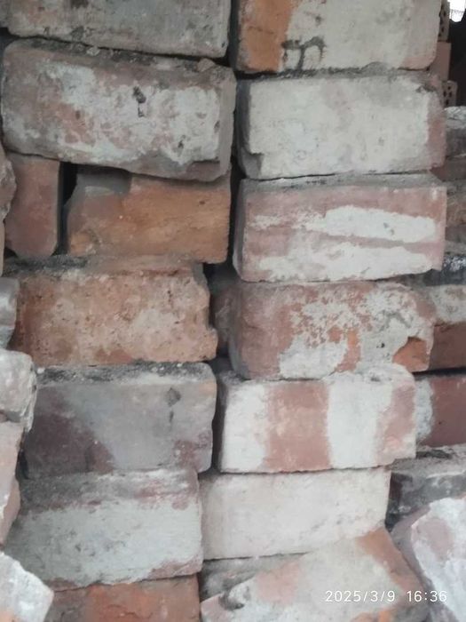 Do sprzedania cegła gr. 0,60 cm, cena:0,30 zł/szt