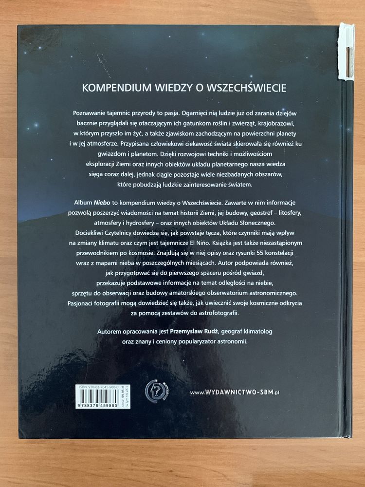 Niebo. Kompendium wiedzy o wszechświecie – Przemysław Rudź