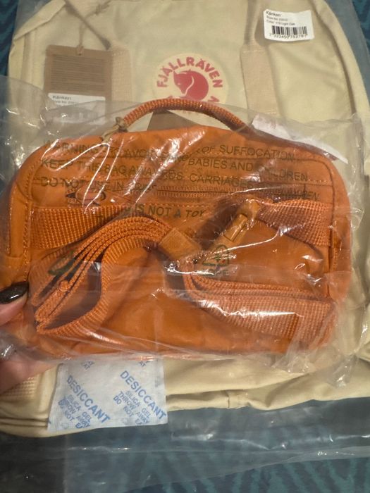 Сумка на пояс Fjallraven
колір помаранчевий F23796.206-206