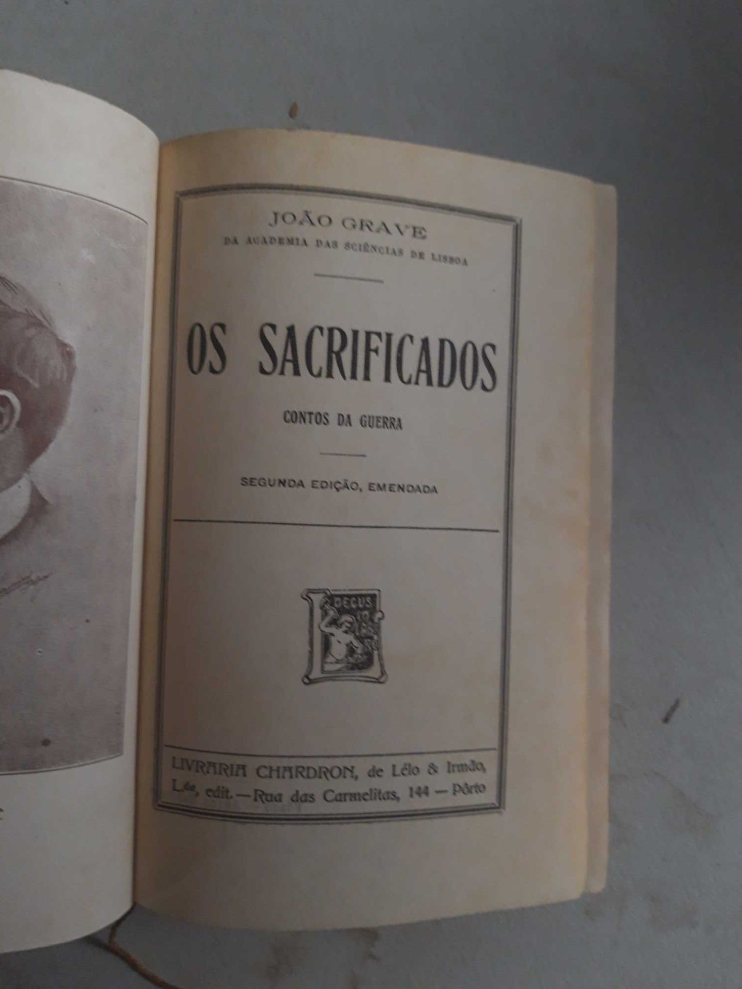 Livro PA-6 - João Grave - Os Sacrificados