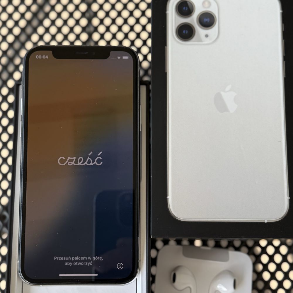 telefon Apple iPhone 11 PRO 64GB Silver - 100% sprawny i ZADBANY
