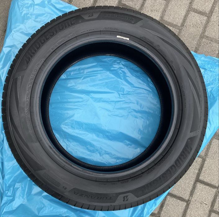Opony Bridgestone Turanza 6 225/60 R18