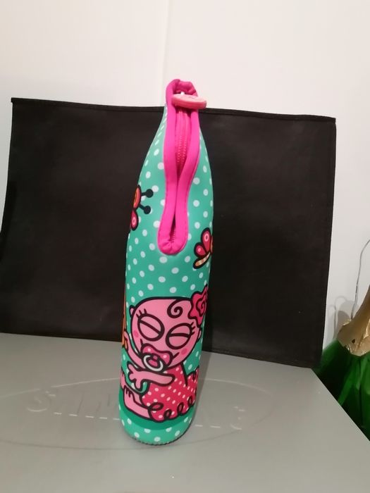 Porta garrafas de água ou biberão, motivos infantis