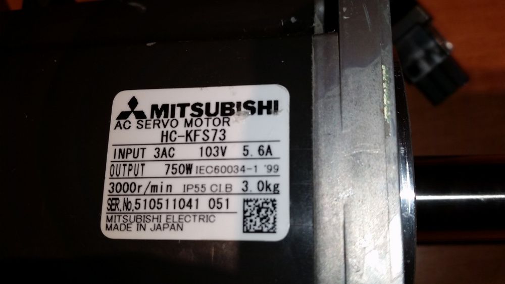 Servo Mitsubishi MR-J2S-70A silnik serwo HC-KFS73 napęd frezarka CNC