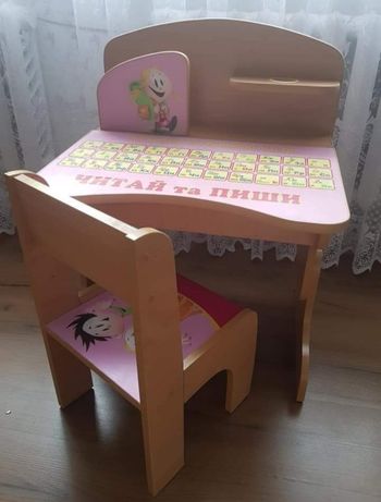 Продам дитячий столик
