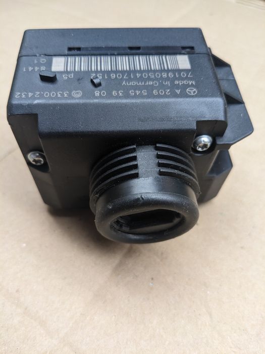 Замок зажигания мерседе А 209 211