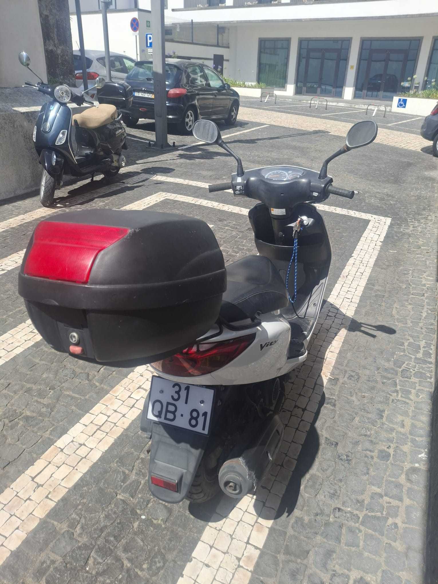 Moto Yamaha 125 XC (2015)