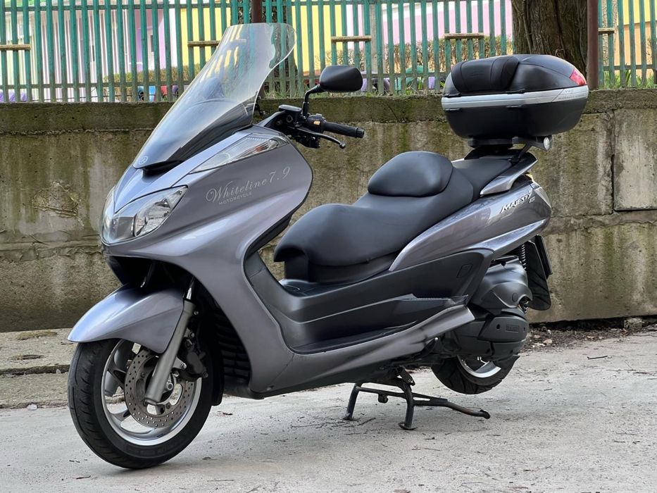 Yamaha Majesty 400 Ямаха Маджести максі скутер