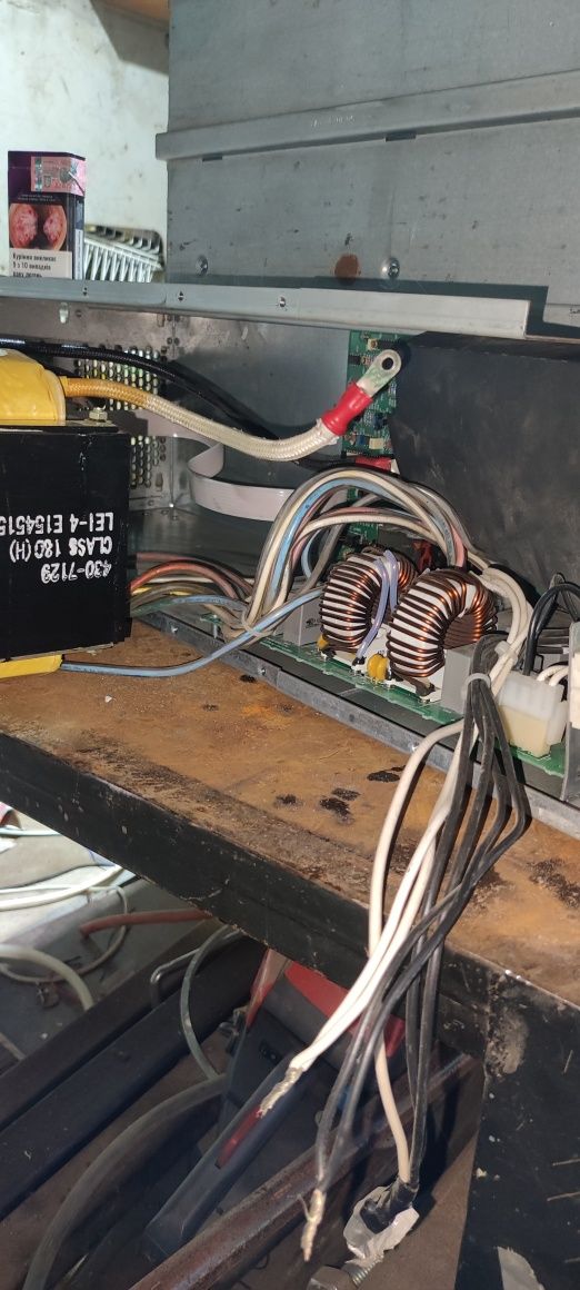 Інвертор 48/220 APC Smart UPS 5000ВА SUA5000xli 5U.