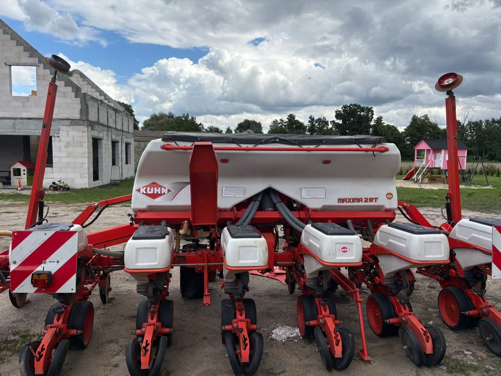 Kuhn maxima 2rt siewnik kukurydzy 8 rzedow