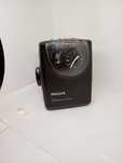 Walkman z radiem FM Philips AQ6820 lata 90.