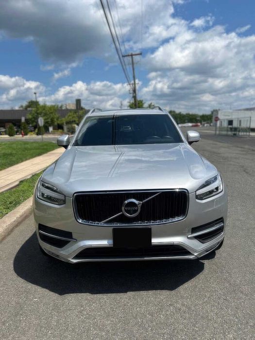 Volvo XC90 T6 Momentum      2018