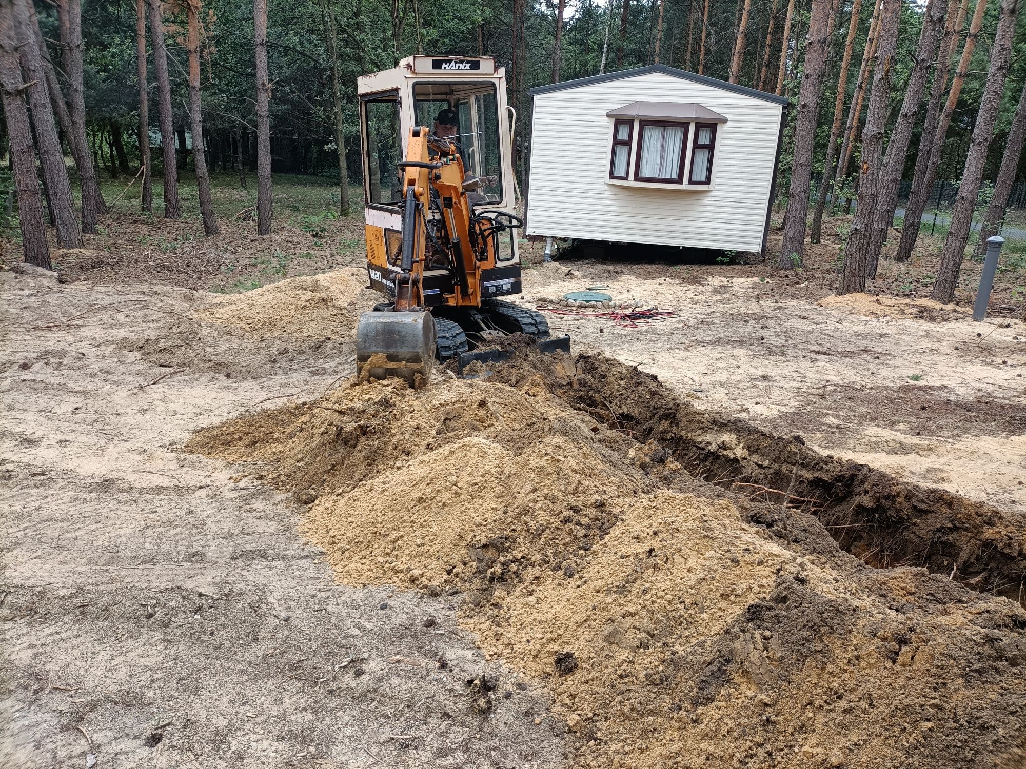 Zakład.trawnikow,równanie terenu,nawodnienia,oczysz.dzialek.Kepno+60km