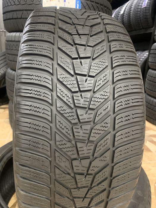225/40/18 92V HANKOOK Winter i*cept evo3