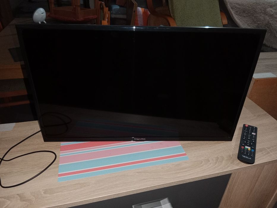 Telewizor 32 Smar TV stan bardzo dobry!!!