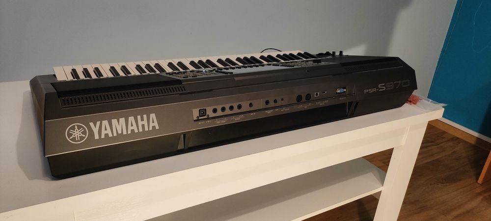 Keyboard Yamaha psr s970