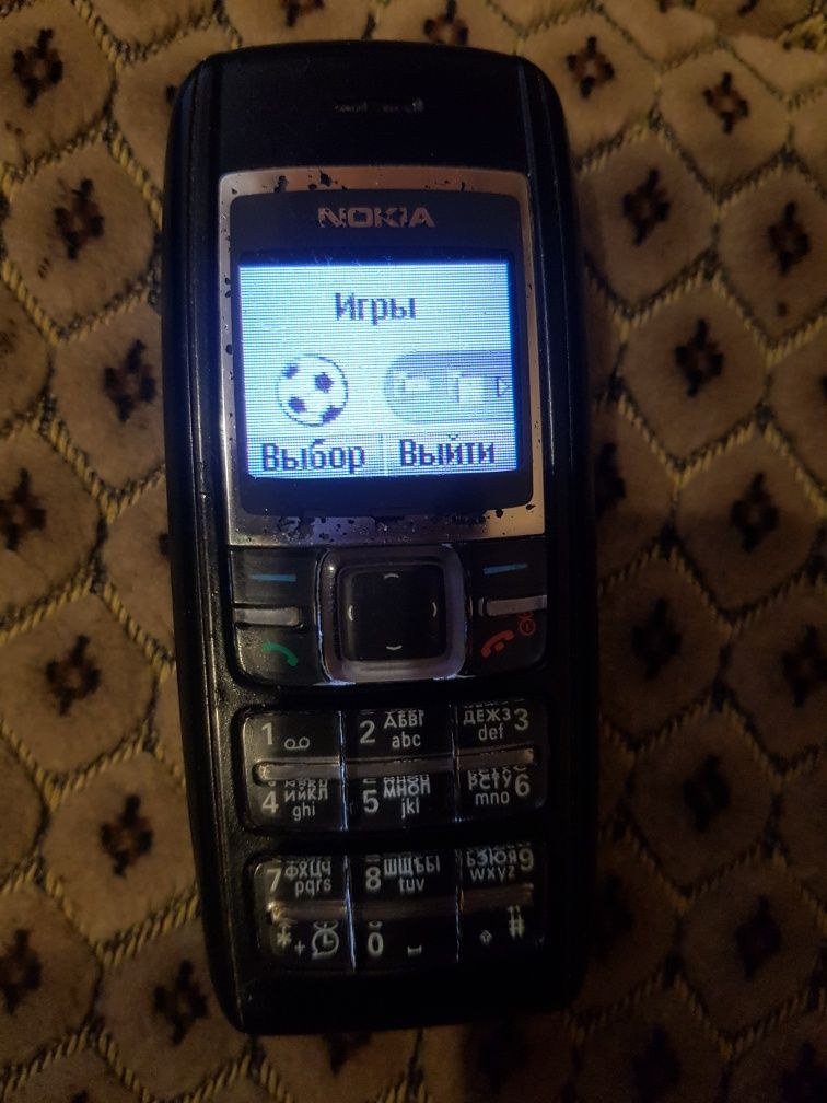 Мобильный телефон Nokia 1600