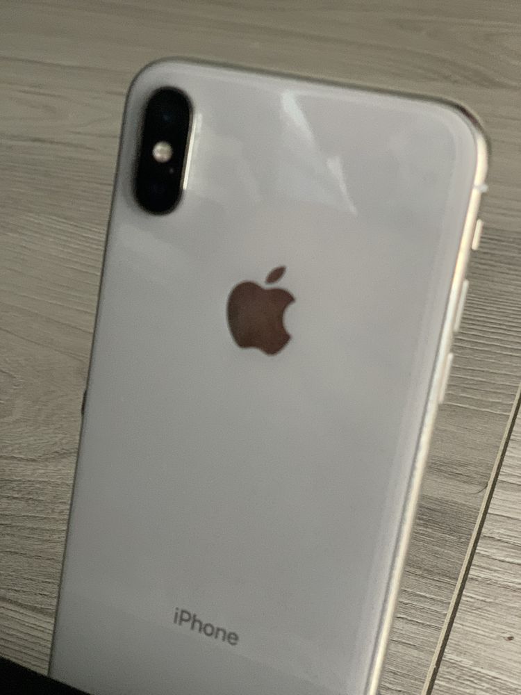 Продам iPhone 10 256 gBt