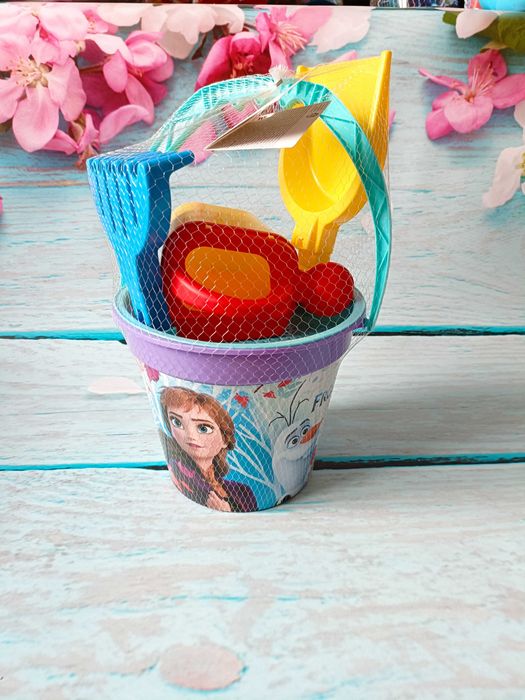 Zabawki do piasku 6 elementów Kraina Lodu