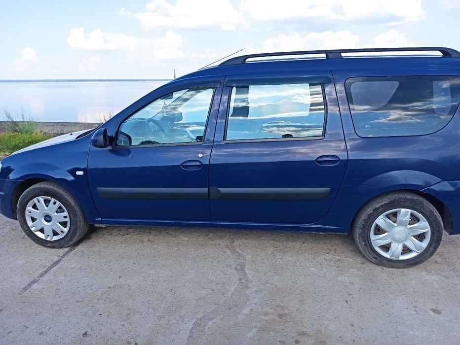 Продам Dacia logan mcv