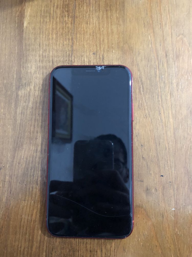 Iphone XR 128G vermelho