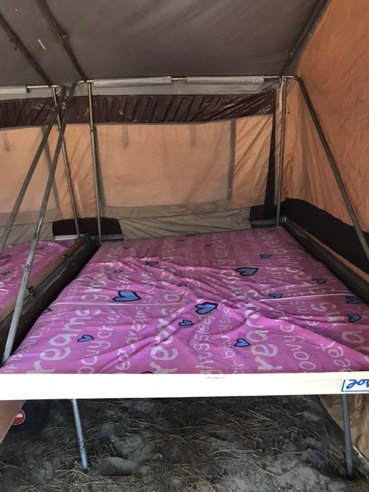 Atrelado Tenda como novo