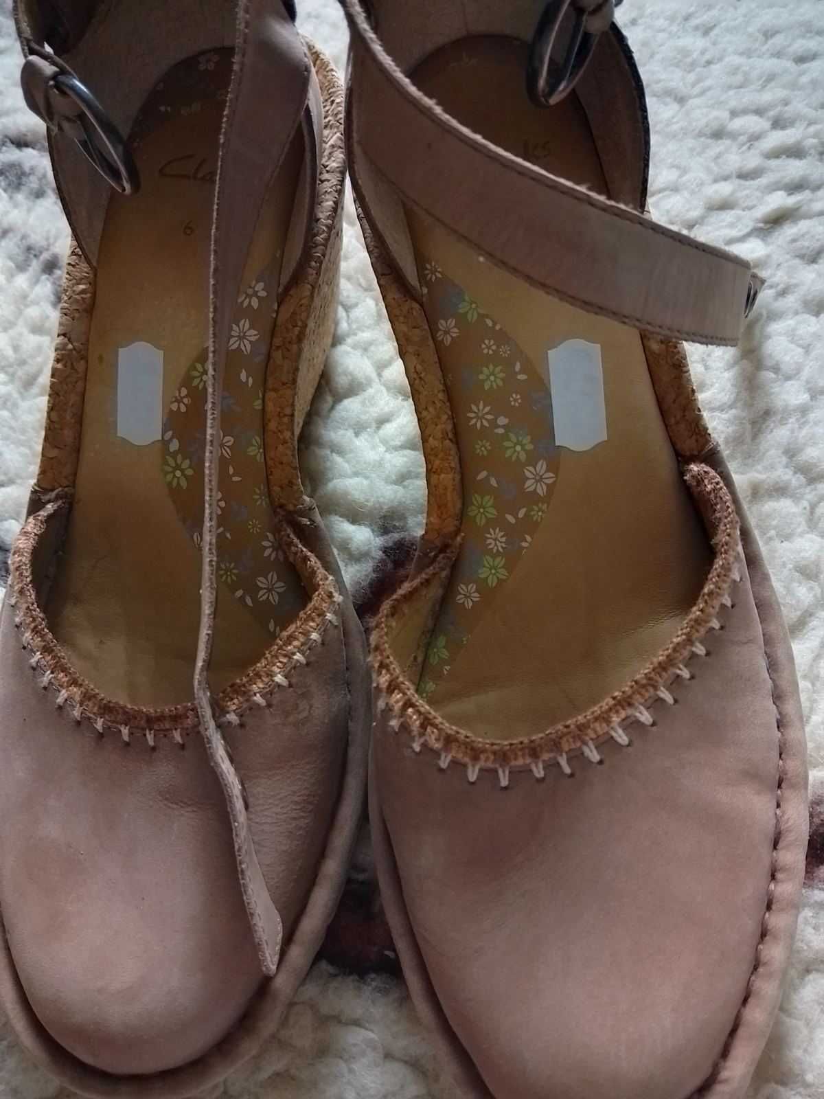 Босоножки Clarks оригинал в идеальном состоянии