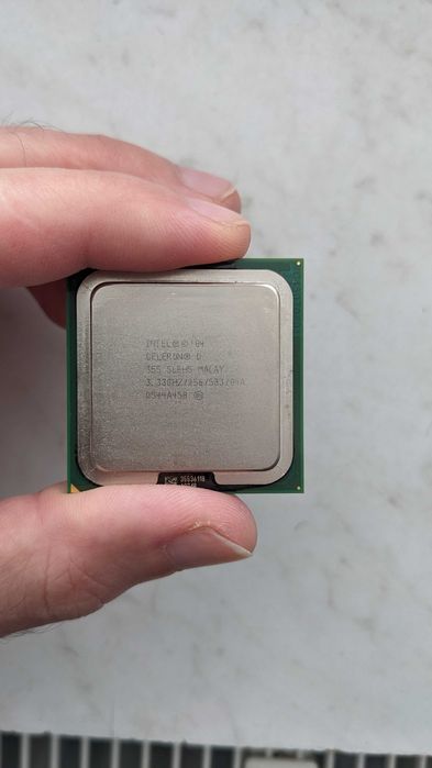 Настільний комп'ютер ABIT IL8_Intel Celeron D_GeForce 7300GT