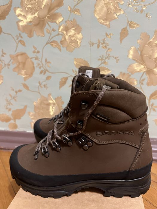 Жіночі трекінгові черевики SCARPA