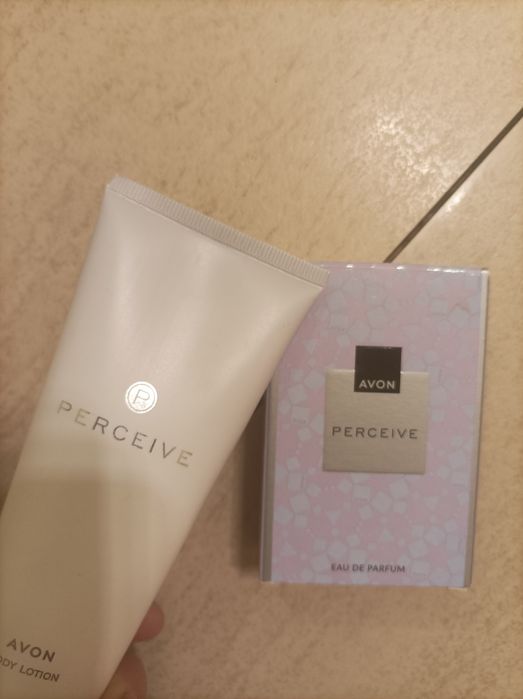 Zestaw Perceive Avon