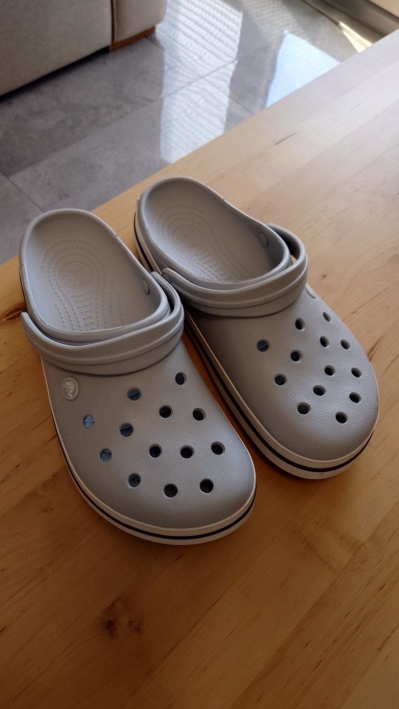 Crocs oryginalne klapki sandały męskie damskie 42 27cm M10