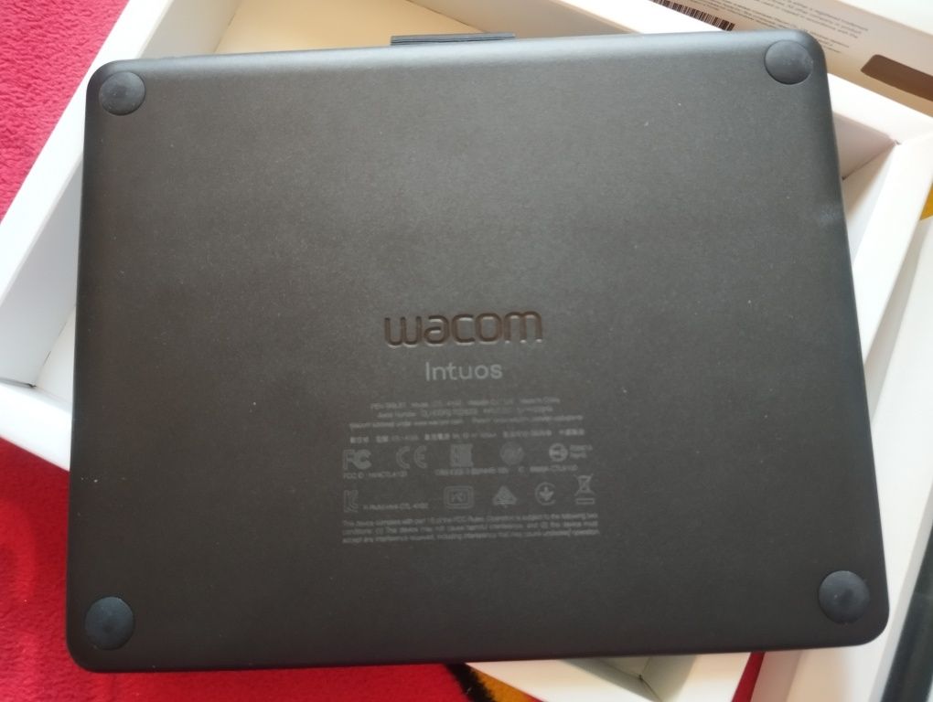 Tablet graficzny Wacom Intuos S - czarny