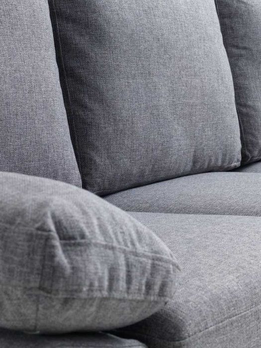 Sofa 3 lugares apenas com 6 meses