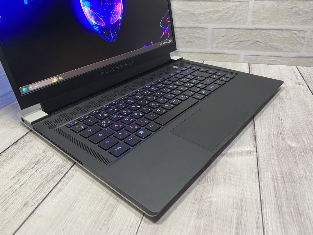 Alienware x15 R2/15.6" 2k 240Hz/i7-12700H/Rtx3070ti/Ram 32/SSD 1Tb