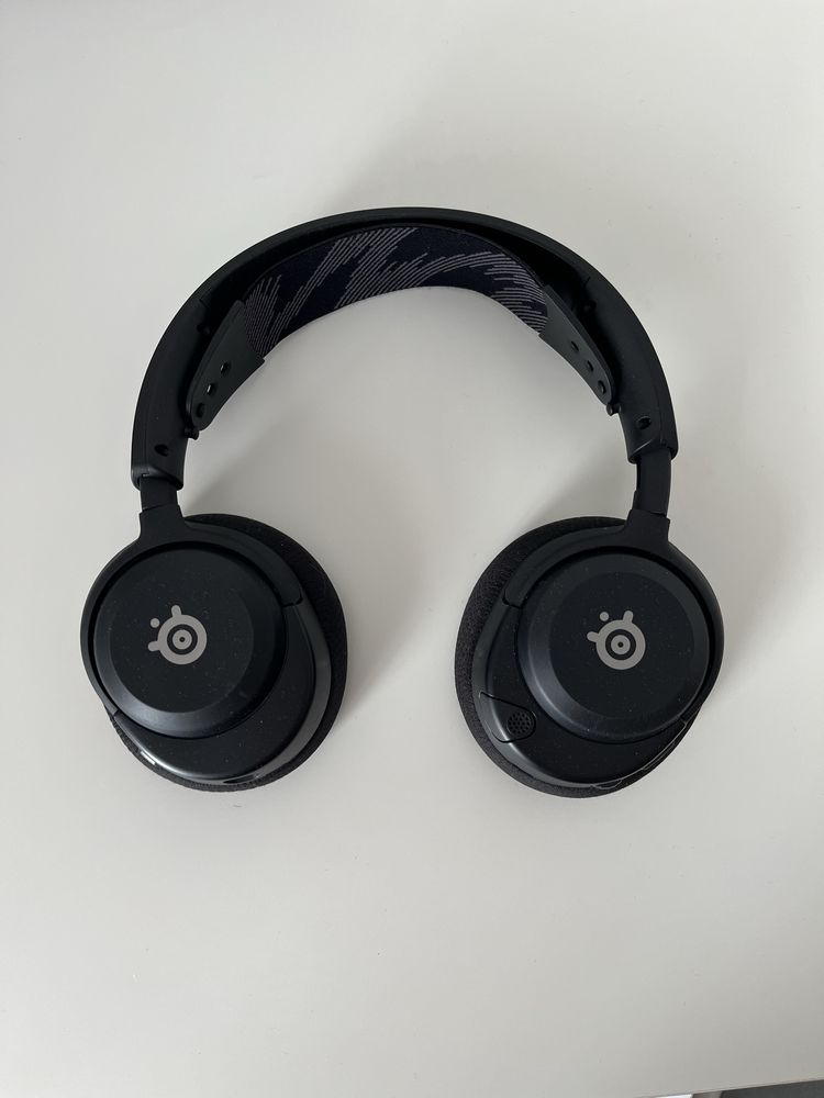 HeadSet Gaming SteelSeries Nova Artics 4 wireless + rato logitech g502