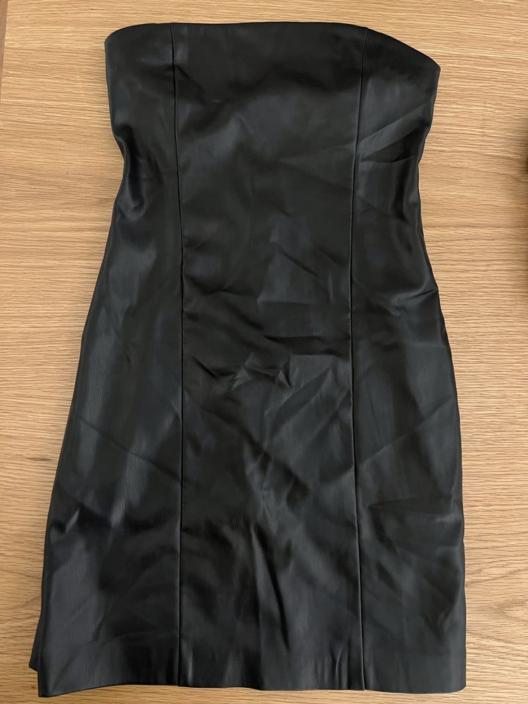 Vestido Curto Preto