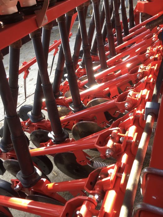 Brona  akpil  3m , brodnica  siewnik talerzowy unia amazone poznaniak