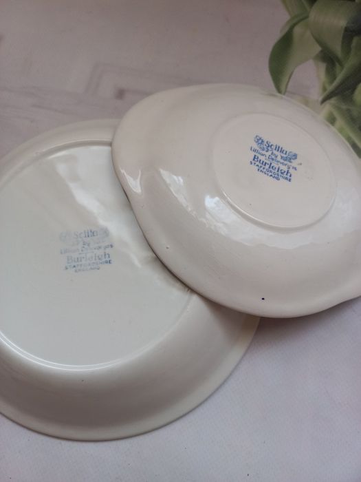 Тарелки 3 штуки посуда