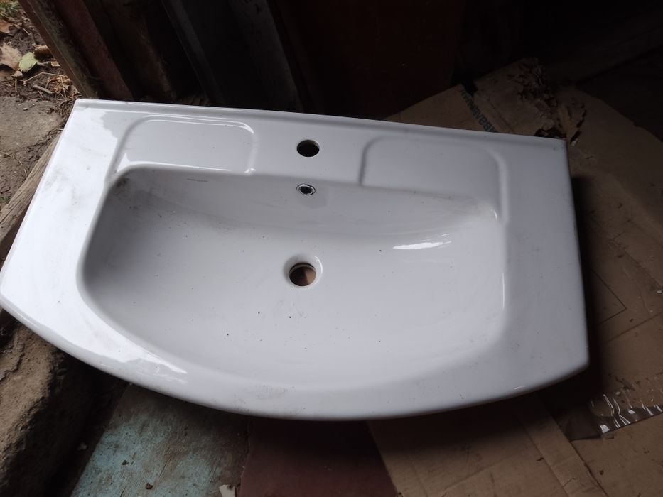 Продам умивальник ТМ Дніпрокераміка