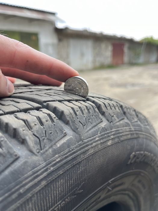 Продам зимову резину  175/70R13