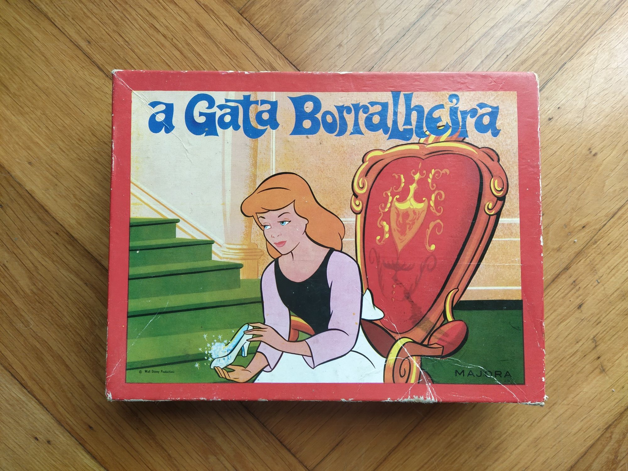 Puzzle 12 Cubos em plástico "A Gata Borralheira" da Majora