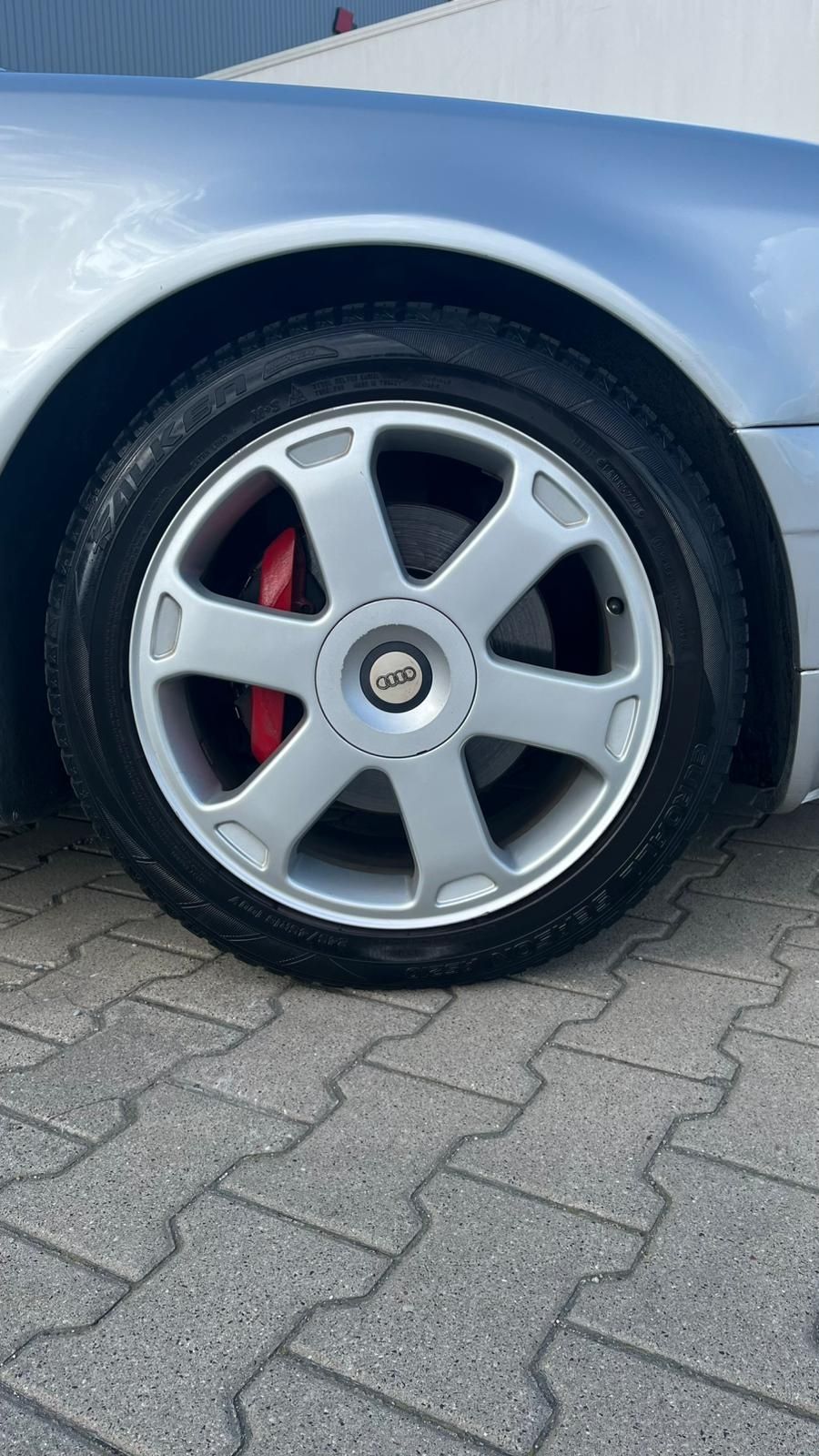 Audi S8 D2 4.2  V8  1999r.