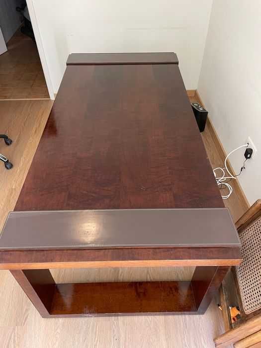 Mesa Escritório Madeira e Cabedal