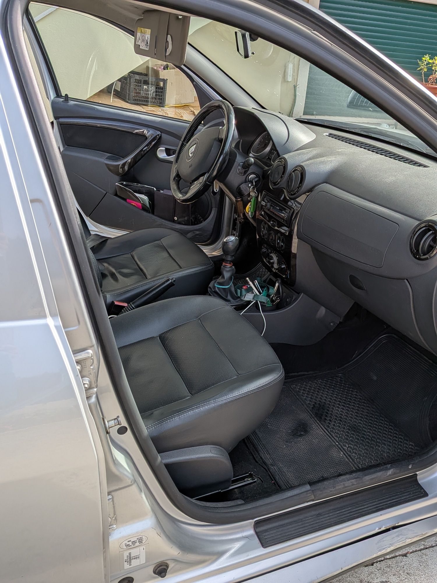 Dacia Duster 2011