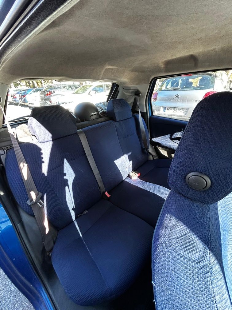 Fiat Punto 2001.