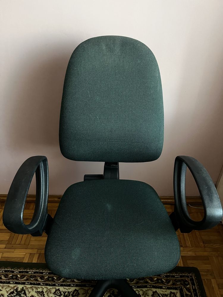 Fotel obrotowy  do biurka kolor ciemy zielony