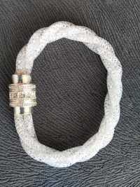 Biała bransoletka z kryształkami na magnes (może być ślubna)