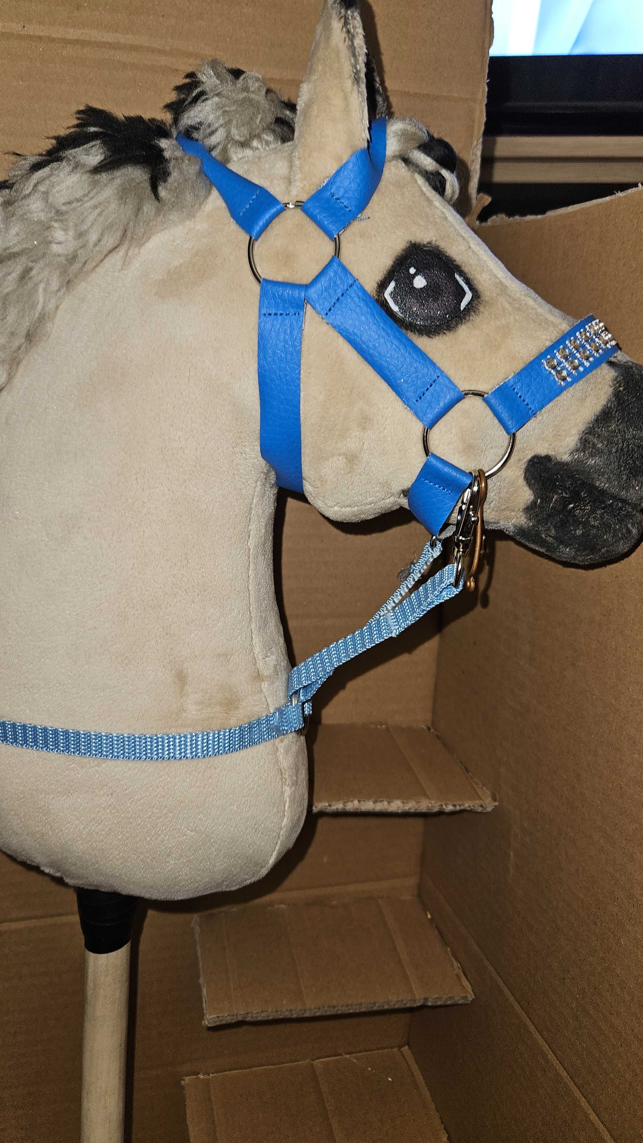 Napierśnik z wytokiem dla hobby horse