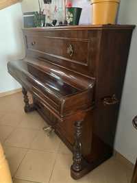 Pianino Bernhardt Paris